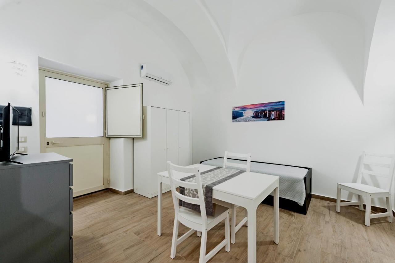 Trinita' 57 Apartments By Wonderful Italy Catânia Exterior foto