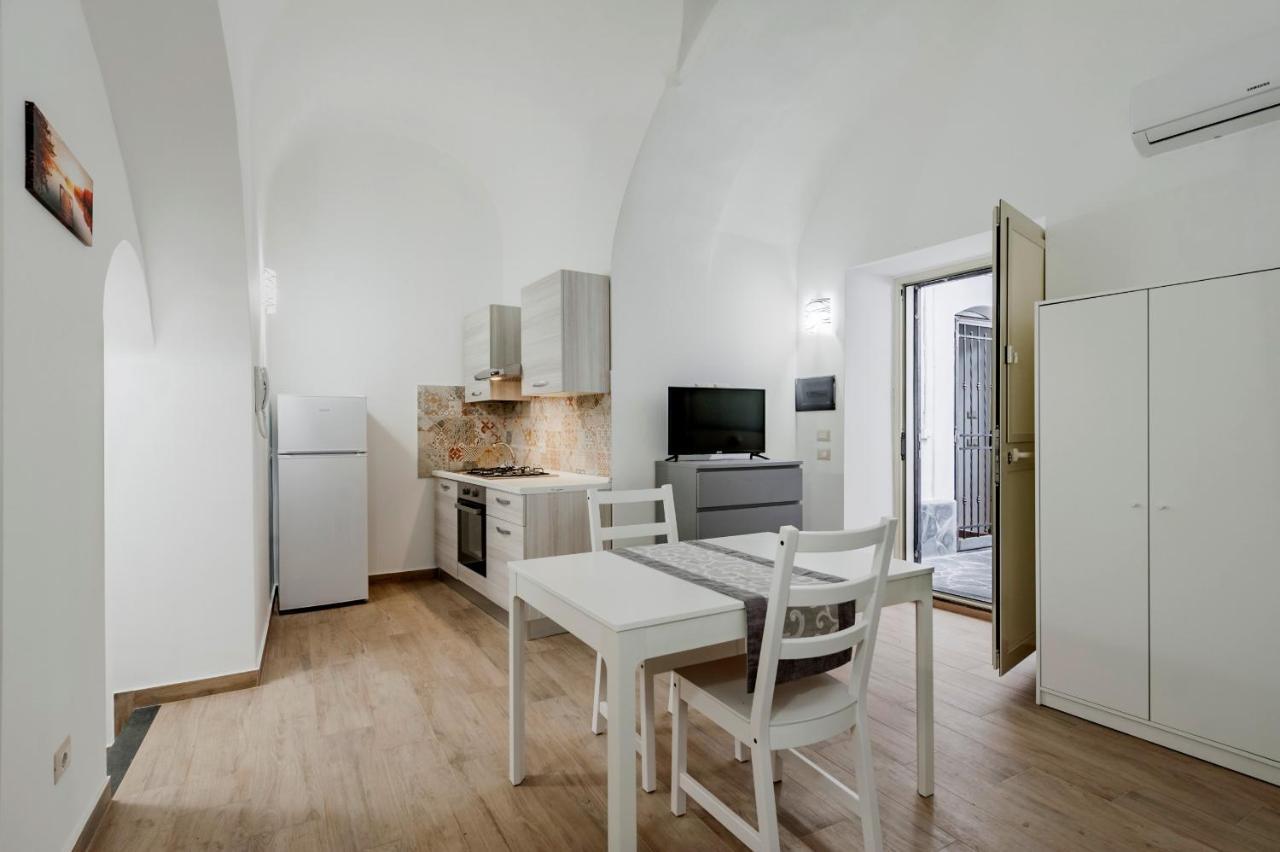 Trinita' 57 Apartments By Wonderful Italy Catânia Exterior foto