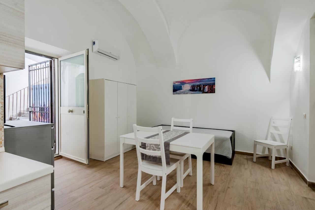 Trinita' 57 Apartments By Wonderful Italy Catânia Exterior foto