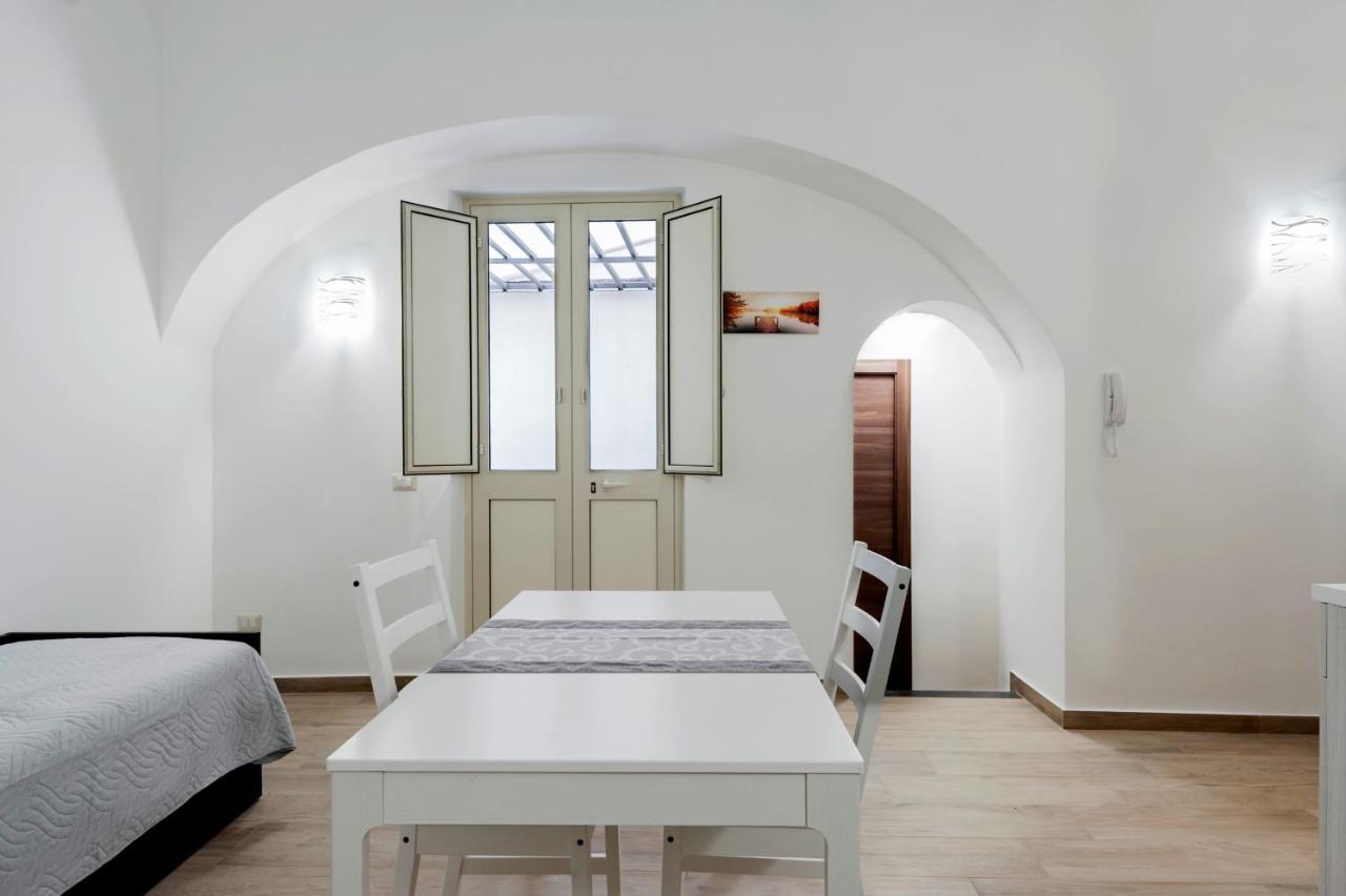 Trinita' 57 Apartments By Wonderful Italy Catânia Exterior foto